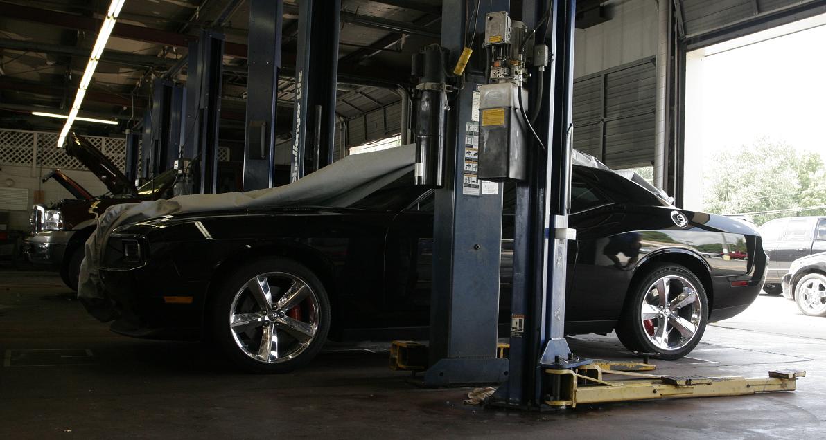 New Dodge Challenger Wheels BEFORE Metal Polishing Service