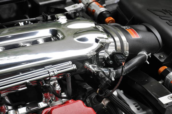 Nader's Dodge Viper 8.0L Intake Manifold AFTER Chrome - Like Metal Polishing and Buffing Services 