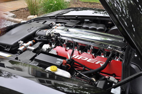 Nader's Dodge Viper 8.0L Intake Manifold AFTER Chrome - Like Metal Polishing and Buffing Services 