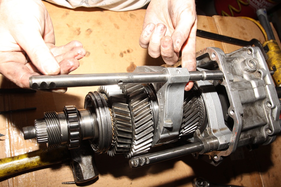 Supra V160 6 Speed Transmission Rebuild With Many Photos...