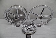 Harley Davidson Rocker Custom Aluminum Motorcycle Wheels and Drive Pulley AFTER Chrome-Like Metal Polishing - Aluminum Polishing Services