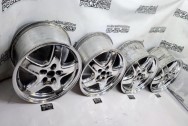 Aluminum 5 Star Wheels AFTER Chrome-Like Metal Polishing and Buffing Services / Restoration Services - Aluminum Polishing - Wheel Polishing