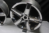 Dodge / Chrysler Aluminum SRT Wheel AFTER Chrome-Like Metal Polishing and Buffing Services / Restoration Services