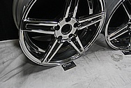 Dodge / Chrysler Aluminum SRT Wheel AFTER Chrome-Like Metal Polishing and Buffing Services / Restoration Services