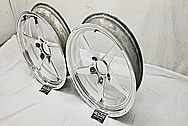 Weld Alumistar Aluminum Wheels AFTER Chrome-Like Metal Polishing and Buffing Services - Aluminum Polishing - Wheel Polishing