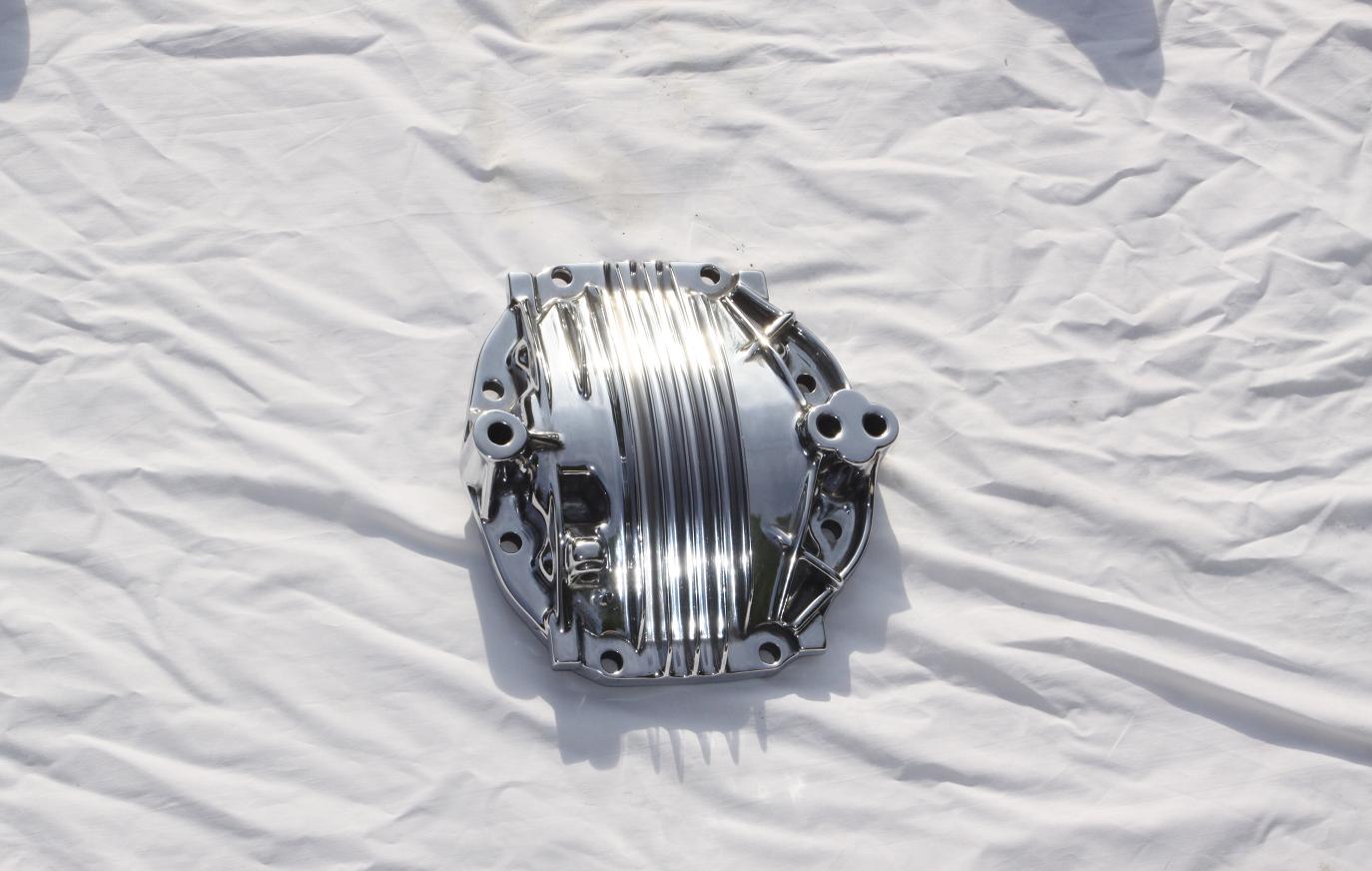 Toyota Supra Rear Differential Cover Piece AFTER Chrome - Like Metal Polishing and Buffing Services