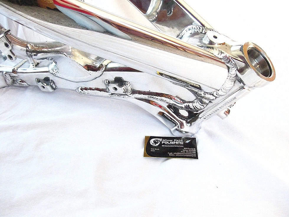 polishing bike frame