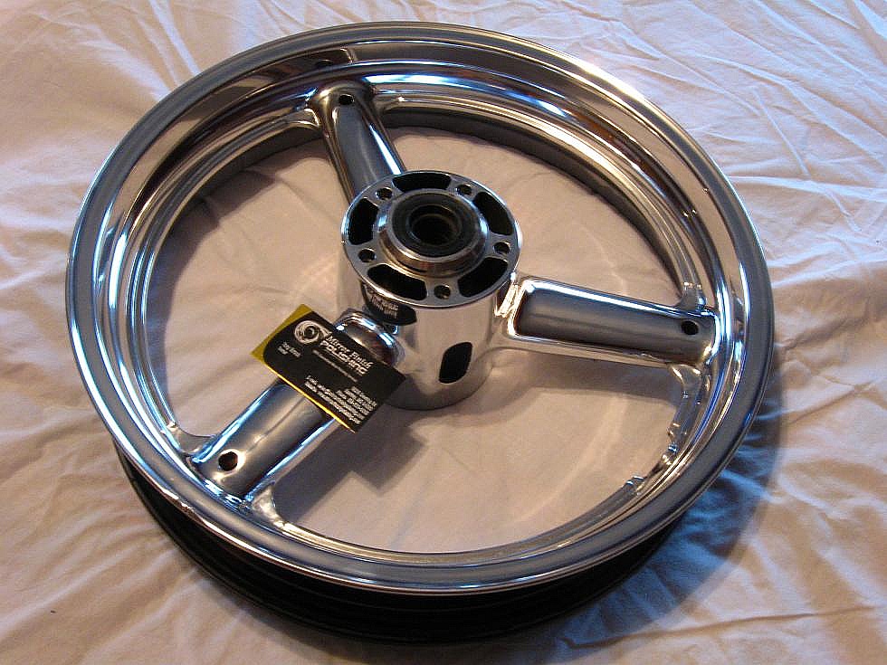 2008 Suzuki Hayabusa Wheels AFTER Custom Metal Polishing Services
