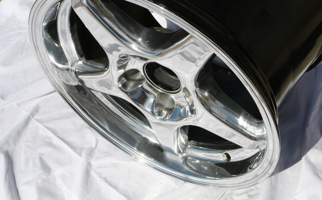 How to Polish Dull Aluminum Wheels to a Mirror Finish in SECONDS using  Flitz Metal Polish 