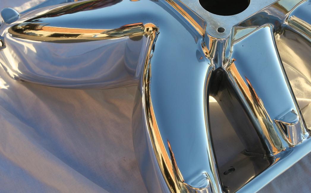 Chrysler V8 Intake Manifold AFTER Metal Polishing Service