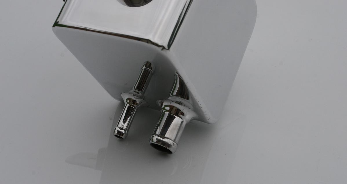 Chrome-Like-Polished Tank