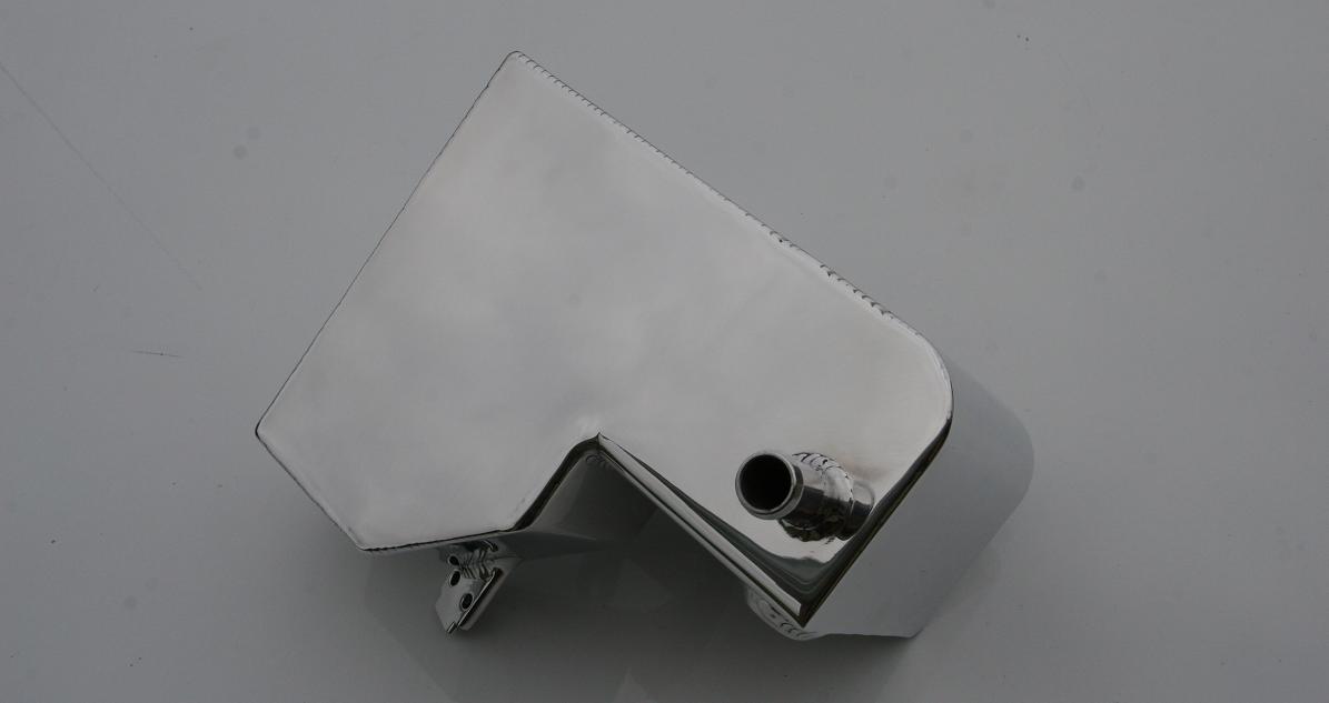 Chrome-Like-Polished Tank