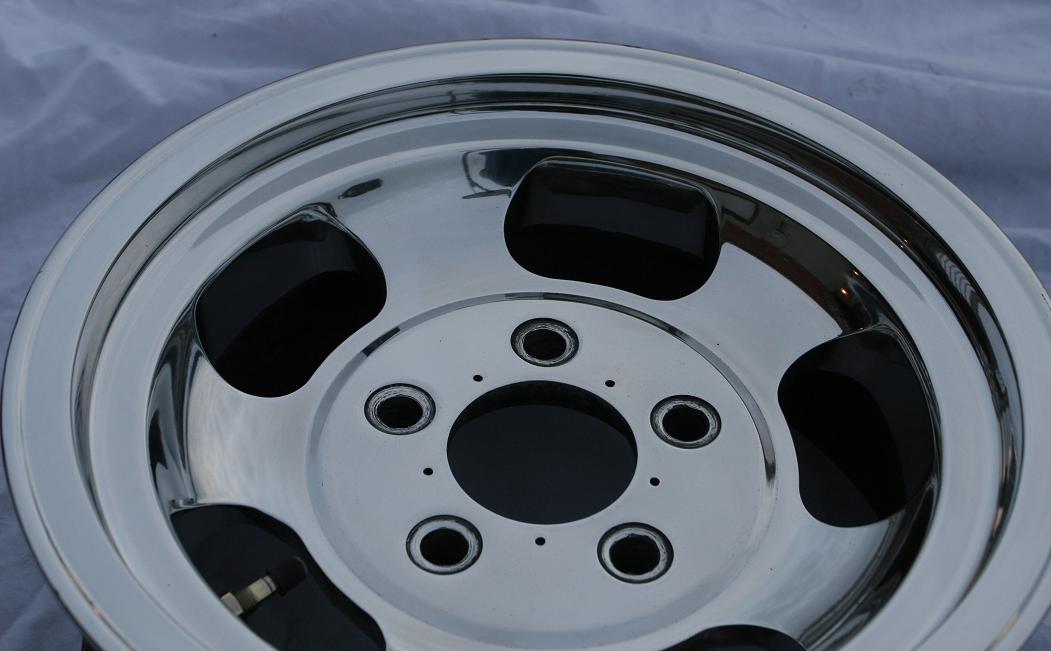 14" Racing Wheel AFTER Polishing to a Chrome-Like Mirror Finish!