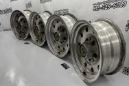 Ford Aluminum Truck Wheels BEFORE Chrome-Like Metal Polishing and Buffing Services / Restoration Services | Wheels Polishing Services