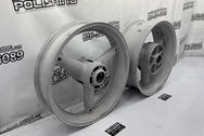 Aluminum Suzuki GSXR1000 Wheel BEFORE Chrome-Like Metal Polishing and Buffing Services | Motorcycle Polishing